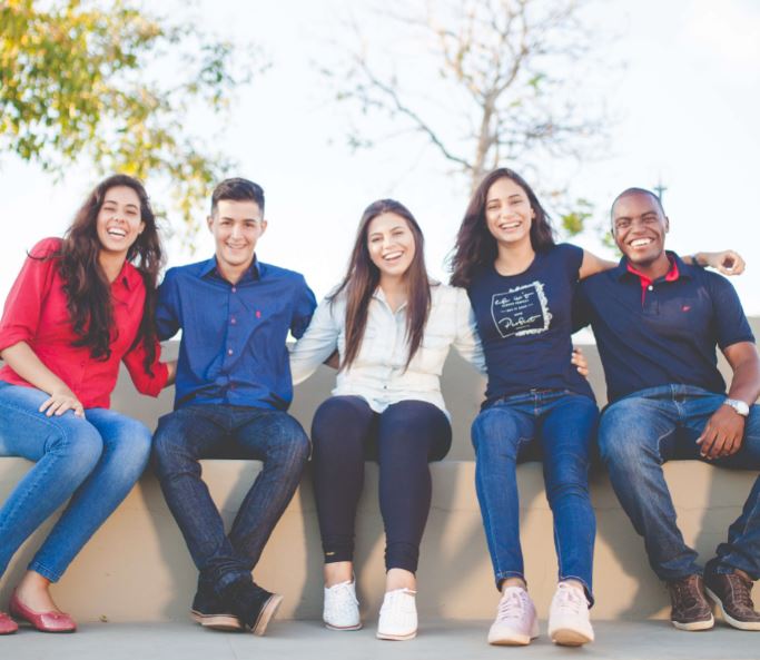 A group of university friends going through college life together.