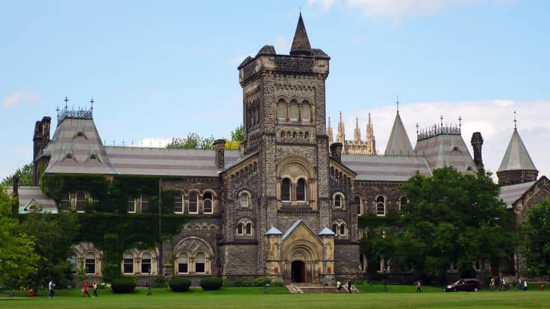 The entrance of University of Toronto in Canada.